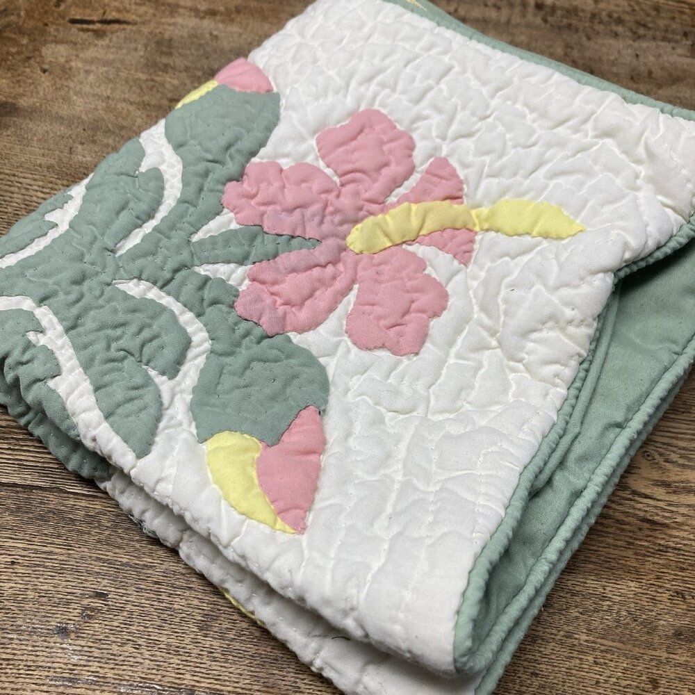 VTG Pillow Cover Embroidered Quilted Throw Accent Cottage Core Granny Farmhouse